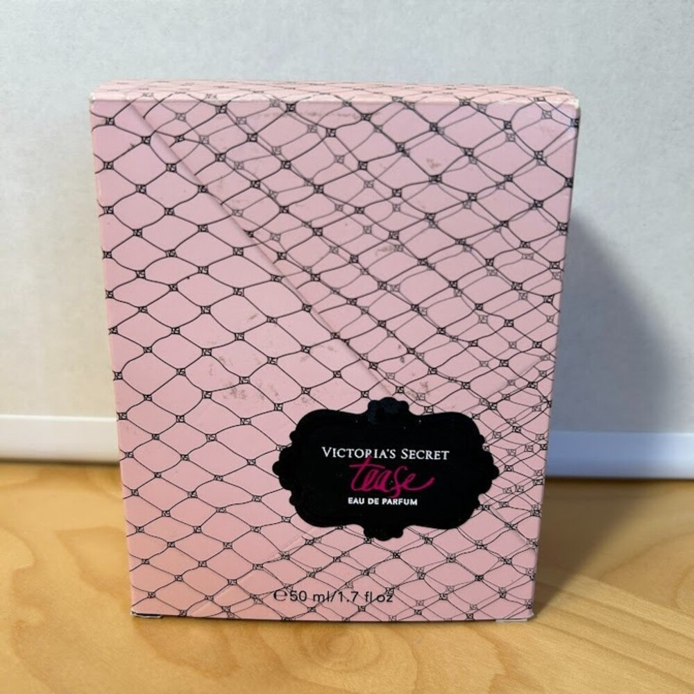 NEW Victoria’s Secret Eau De Parfum 1.7 Fl Oz. 50ml  Feminine Flirty Sweet USA
